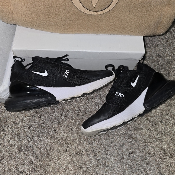 Nike Airmax 270 - Picture 3 of 6